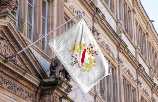 Drapeau de la ville de Strasbourg – Argentoratum avec lions dorés, bande rouge et couronne impériale, impression polyester 2:3